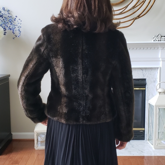 LOFT Faux Fur Short Jacket in Brown and Black - Sz 2P Petite - Picture 3 of 5